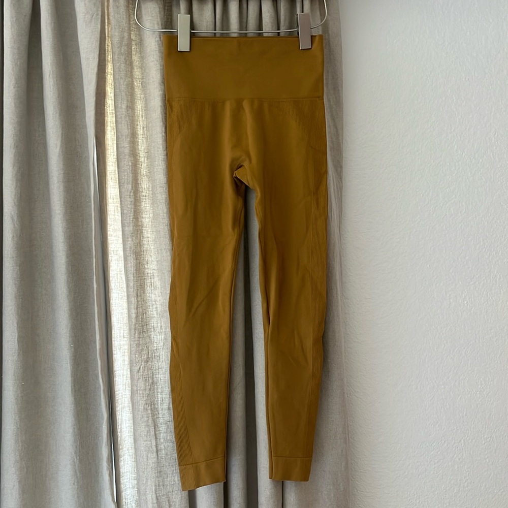 SET Active | Yellow Gold High Waisted Leggings